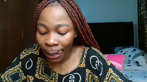 Snapshot of miss_kiarrafit chatting on 01-29-25, 08:56 Miss Kiarrafit online show from 01-29-25, 08:56