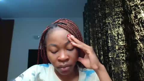 Snapshot of miss_kiarrafit chatting on 02-18-25, 04:16 Miss Kiarrafit online show from 02-18-25, 04:16