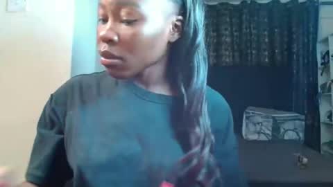 Miss Kiarrafit online show from 02-19-26, 11:17