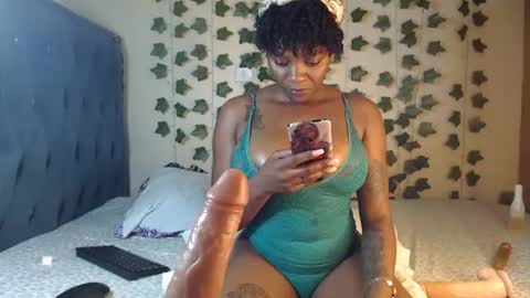 miss_kiiki online show from 12-05-24, 11:29