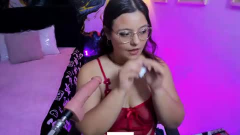 Snapshot of miss_kloee chatting on 07-07-26, 11:14 Kloe online show from 07-07-26, 11:14