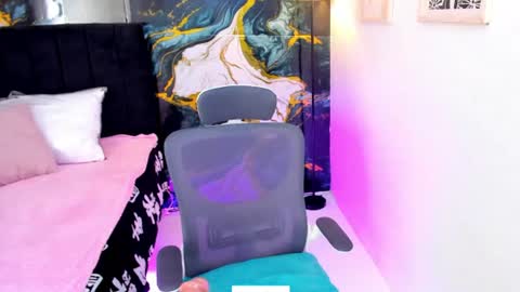 Snapshot of miss_kloee chatting on 07-14-26, 06:57 Kloe online show from 07-14-26, 06:57