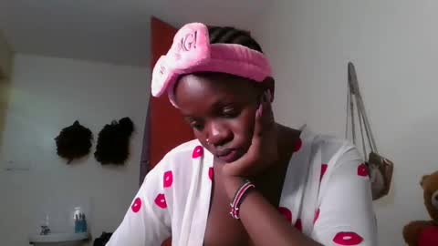 Snapshot of miss_kookie chatting on 01-18-25, 06:10 miss_kookie online show from 01-18-25, 06:10