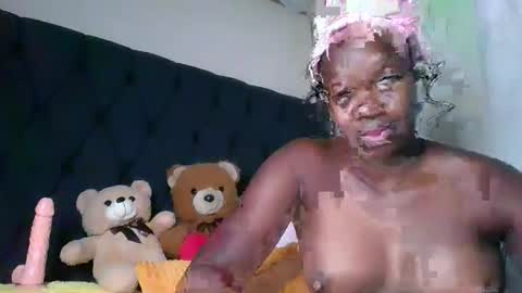 Snapshot of miss_kookie chatting on 09-14-25, 09:03 miss_kookie online show from 09-14-25, 09:03