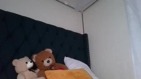 Snapshot of miss_kookie chatting on 09-17-25, 02:13 miss_kookie online show from 09-17-25, 02:13