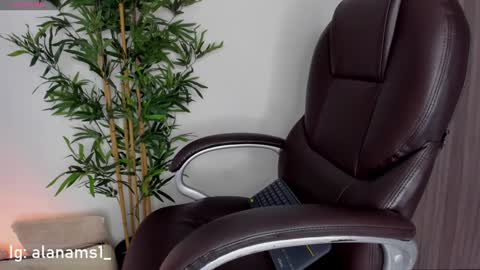 Alana online show from 01-17-25, 11:40