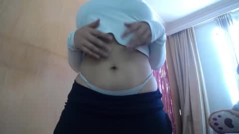 lilieth  online show from 02-15-25, 05:17