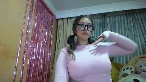 lilieth  online show from 04-14-26, 11:33