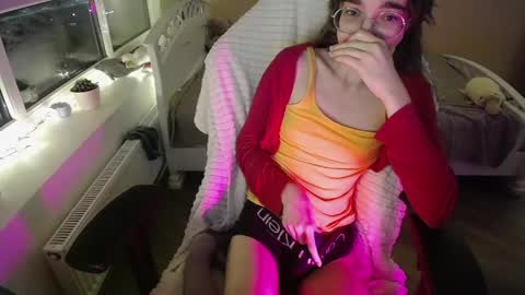 Snapshot of miss_lina_dream chatting on 05-23-26, 06:34 Miss Lina online show from 05-23-26, 06:34