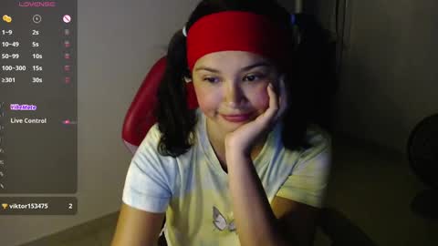 Snapshot of miss_ly_ chatting on 10-09-25, 05:55 ly independent model online show from 10-09-25, 05:55