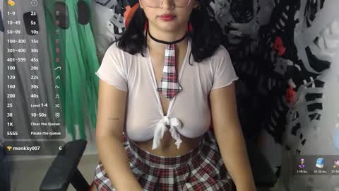 Snapshot of miss_ly_ chatting on 10-28-25, 08:11 ly independent model online show from 10-28-25, 08:11