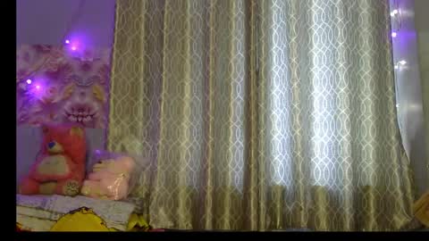 Snapshot of miss_mahi69 chatting on 04-24-26, 03:31 Mahi online show from 04-24-26, 03:31