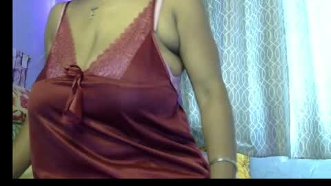 Snapshot of miss_mahi69 chatting on 05-12-26, 04:31 Mahi online show from 05-12-26, 04:31
