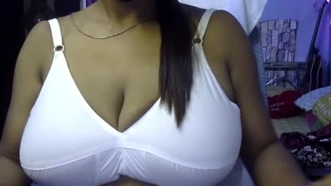 Mahi online show from 07-14-26, 01:06