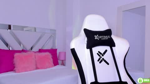   online show from 01-12-25, 12:33