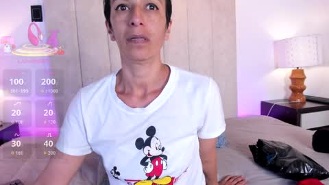 miss_milf_ online show from 04-17-26, 07:28