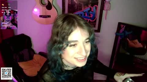 Snapshot of miss_raven_ts chatting on 11-25-25, 05:46 Raven online show from 11-25-25, 05:46