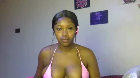 miss_sexyyy online show from 12-03-25, 01:53