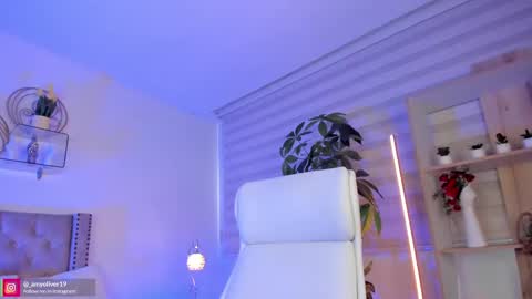 Amy Olivera online show from 03-05-25, 12:33