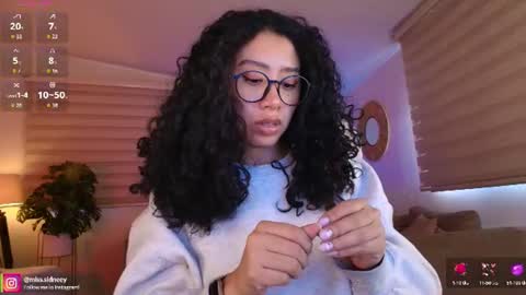 Snapshot of miss_sidney chatting on 06-13-26, 11:52 Amy Olivera online show from 06-13-26, 11:52