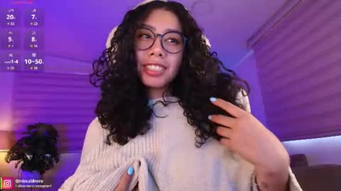 Snapshot of miss_sidney chatting on 06-19-26, 12:53 Amy Olivera online show from 06-19-26, 12:53