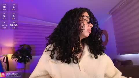 Snapshot of miss_sidney chatting on 06-23-26, 01:09 Amy Olivera online show from 06-23-26, 01:09