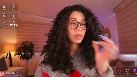 Snapshot of miss_sidney chatting on 07-08-26, 01:04 Amy Olivera online show from 07-08-26, 01:04