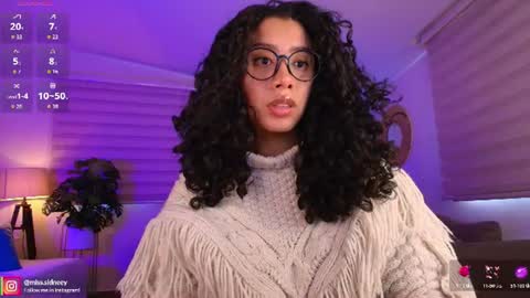 Snapshot of miss_sidney chatting on 07-16-26, 01:06 Amy Olivera online show from 07-16-26, 01:06