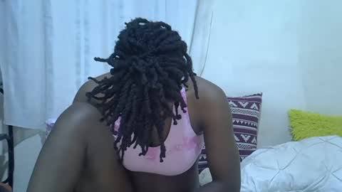 Snapshot of miss_squirty2 chatting on 01-03-25, 08:43 jasmine online show from 01-03-25, 08:43