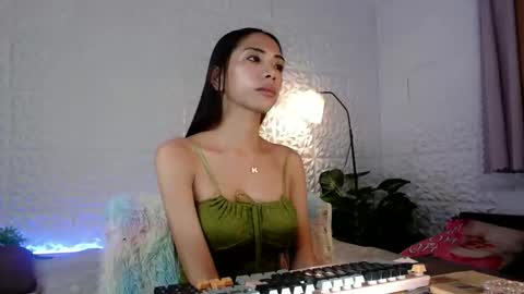 IM SUGAR online show from 05-19-26, 11:00