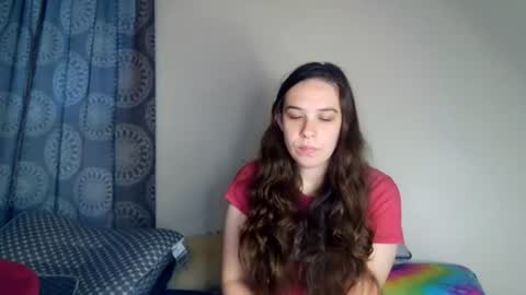 Snapshot of miss_sunshine01 chatting on 06-24-26, 03:55 Bella online show from 06-24-26, 03:55
