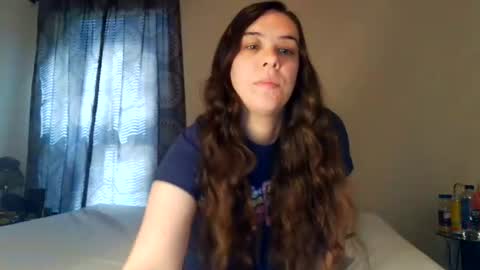 Snapshot of miss_sunshine01 chatting on 06-27-26, 03:50 Bella online show from 06-27-26, 03:50