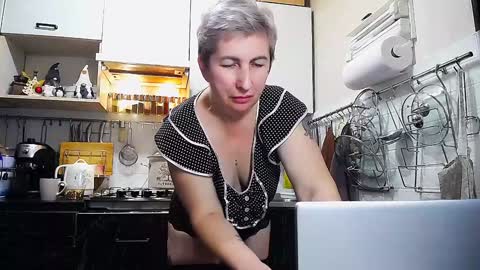 Snapshot of miss_tasha_kom chatting on 12-28-24, 05:44 miss_tasha_kom online show from 12-28-24, 05:44