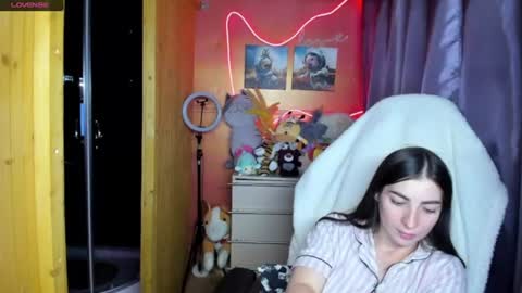 Melanie  January 15th is my birthday there will be an interesting show  online show from 07-02-26, 12:00