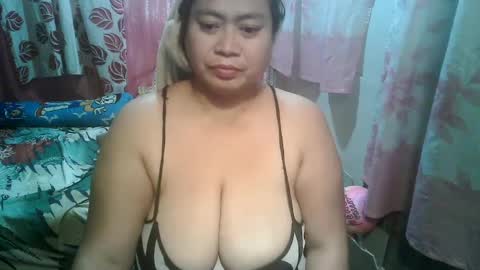 Snapshot of miss_v0lcan0 chatting on 02-02-25, 10:49 miss v0lcan0 online show from 02-02-25, 10:49