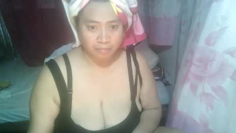 Snapshot of miss_v0lcan0 chatting on 09-24-25, 11:02 miss v0lcan0 online show from 09-24-25, 11:02