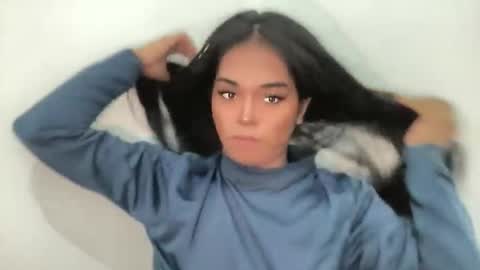 miss_veron_xoxo online show from 04-23-26, 07:52