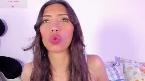 Miss Veronica online show from 03-06-25, 12:19