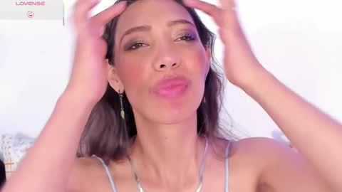 Miss Veronica online show from 03-10-25, 04:25