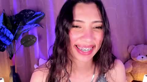 Miss Veronica online show from 05-26-26, 01:51