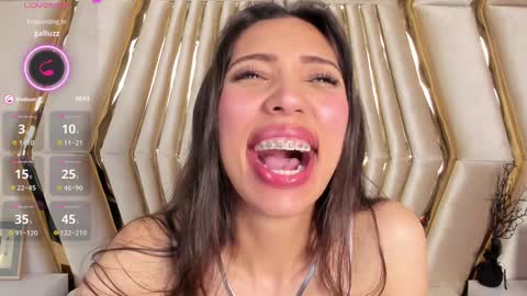 Snapshot of miss_veronicaa chatting on 12-03-24, 02:38 Veronica summer 7AM to 1500 PM hour GMT-5 online show from 12-03-24, 02:38