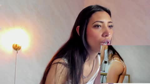 Snapshot of miss_veronicaa chatting on 12-06-24, 11:44 Veronica summer 7AM to 1500 PM hour GMT-5 online show from 12-06-24, 11:44