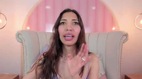 Snapshot of miss_veronicaa chatting on 12-16-24, 11:44 Veronica summer 7AM to 1500 PM hour GMT-5 online show from 12-16-24, 11:44