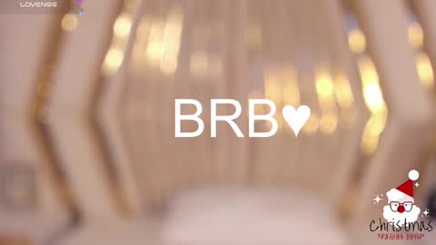 Snapshot of miss_veronicaa chatting on 12-18-24, 02:38 Veronica summer 7AM to 1500 PM hour GMT-5 online show from 12-18-24, 02:38