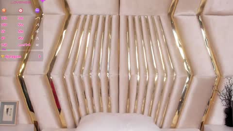 Snapshot of miss_veronicaa chatting on 12-27-24, 02:43 Veronica summer 7AM to 1500 PM hour GMT-5 online show from 12-27-24, 02:43