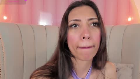 Snapshot of miss_veronicaa chatting on 12-30-24, 05:44 Veronica summer 7AM to 1500 PM hour GMT-5 online show from 12-30-24, 05:44