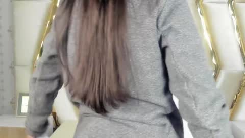 Snapshot of miss_veronicaa chatting on 01-02-25, 11:41 Veronica summer 7AM to 1500 PM hour GMT-5 online show from 01-02-25, 11:41