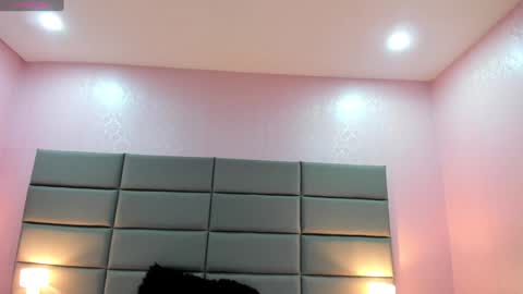 Snapshot of miss_veronicaa chatting on 01-08-25, 11:32 Veronica summer 7AM to 1500 PM hour GMT-5 online show from 01-08-25, 11:32