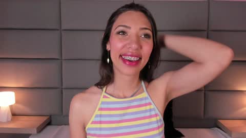 Snapshot of miss_veronicaa chatting on 01-25-25, 11:44 Veronica summer 7AM to 1500 PM hour GMT-5 online show from 01-25-25, 11:44