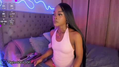 Snapshot of miss_west chatting on 06-26-26, 07:02 Tay Tay Independent Model online show from 06-26-26, 07:02